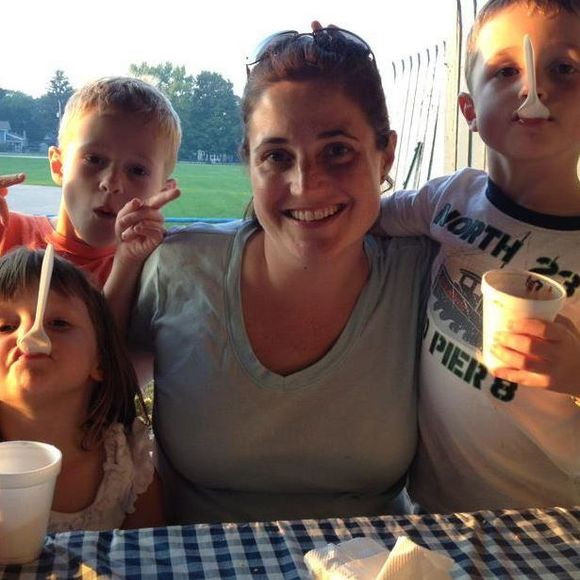 Meet your Posher, Emily - Picture 1 of 1